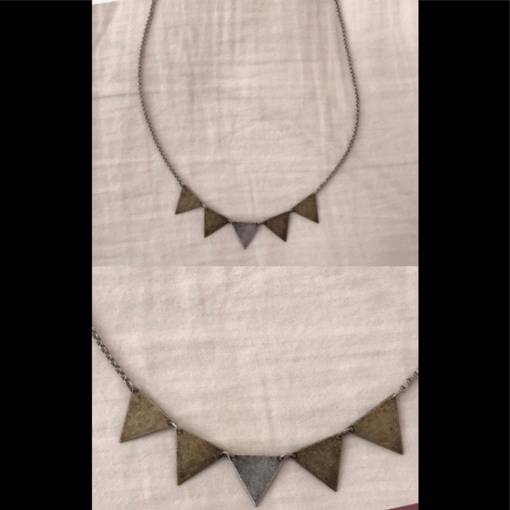 UO | triangle necklace